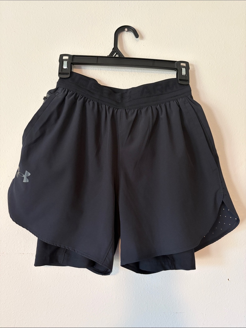 Under Armour Black 2-in-1 Athletic Shorts with Built-In Liner